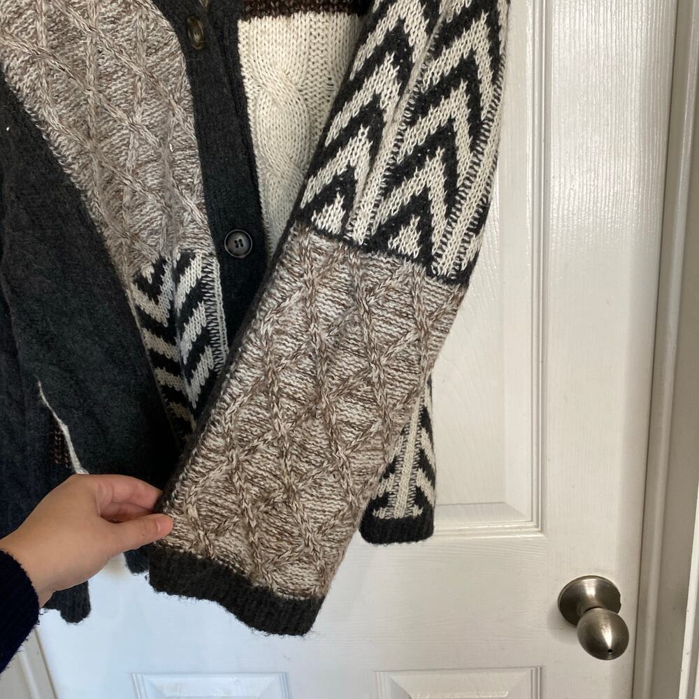 ZARA Patchwork Cable Knit Cardigan Neutral Chevron Size Large Blogger Favorite - Picture 6 of 8
